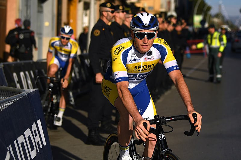 Pech voor <a href="/ChristopheNoppe/">Christophe Noppe</a> in <a href="/VueltaCV/">Volta a la Comunitat Valenciana - VCV</a> bij de massale valpartij op het einde van de slotrit liep hij een pinkbreuk op, een breuk met verplaatsing die dinsdag goed gezet wordt dmv  een plaatje. Wij wensen hem een spoedig herstel! Meer: sportvlaanderen-baloise.be/nieuws/leesnie… (foto: Getty Images)