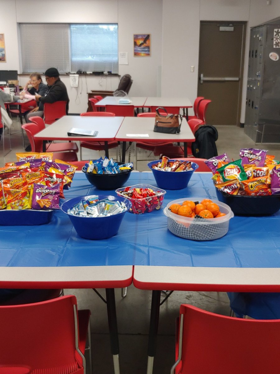 Afternoon snacks from SV PTA for our Bus Drivers and Bus Assistants to show appreciation #busdriverappreciationweek