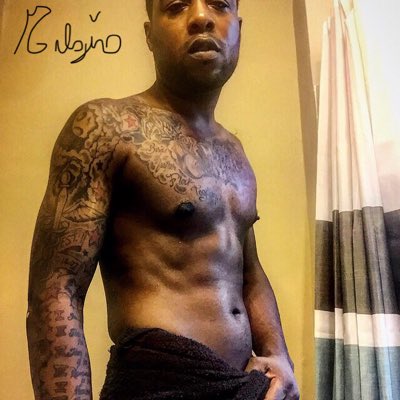 #NewProfilePic https://t.co/7dGX2qHgME<a href="/tag/newprofilepic"class="tags">#NewProfilePic</a>