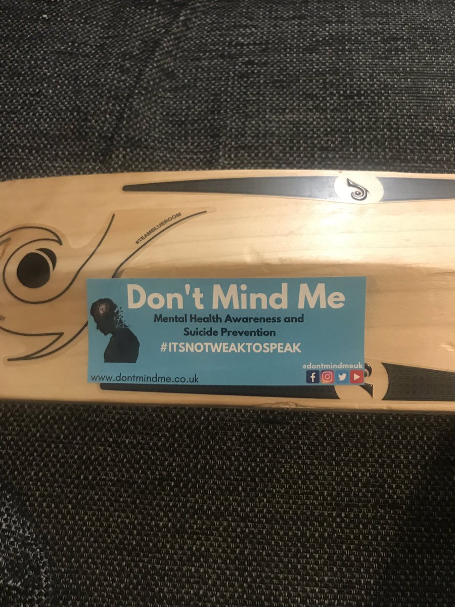 A number of the boys have begun sporting stickers on their bats recently, in support of @Dontmindmeuk. Here at @ULCC1 we’re a family and hope that anyone suffering knows they don’t have to do so in silence #ITSNOTWEAKTOSPEAK #ItsOKtonotbeOK #WNS #WeAreLincoln