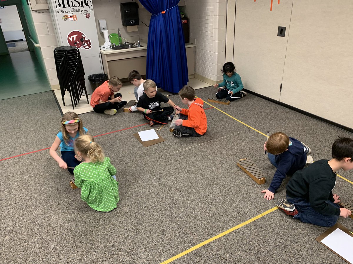 #songwriting at its best. 1st graders working on lyrics, melody, and accompaniment to create a memorable Valentine’s Day song. #VESisthebest #vesmusic