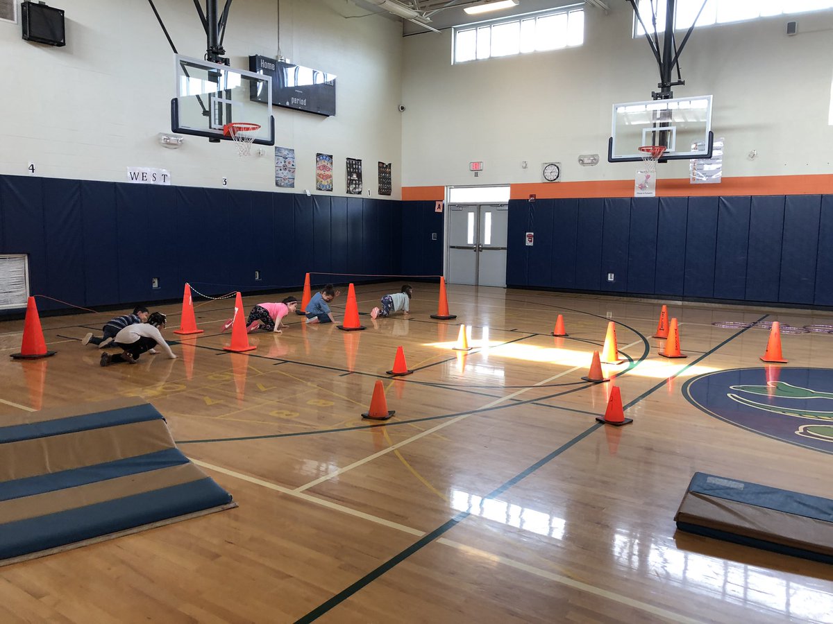 DrBalintfy's tweet photo. 🔷🔶What Does It Take To Be... A Warrior??🔶🔷 Our Kindergarten students today showing off their Warrior Strength in PE today with @coachbiz24 during their Warrior obstacle course. #WarriorProject #WeAtLE #WeAreLE #WeAreWarriors #LEtheFamily https://t.co/4J8bOCQWNx