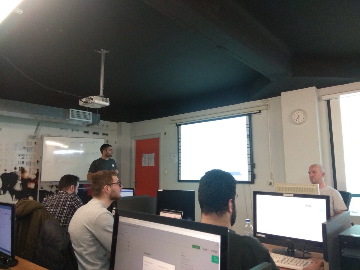 stackprime's tweet photo. 1st Google cloud jam series για Data, ML, AI με εισηγητές τους γκουρού του χώρου @El_Papachristos @tzam. Εκπροσώπηση κ για τις @AnalytixIerax @stackprime με @MariaMaradidou, @AntoniosKontos @AngelosVouris https://t.co/0hm8V5M2We