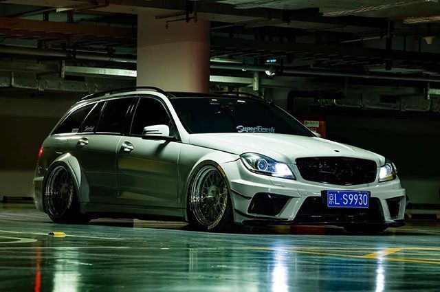 Wagonsdaily Dungeons And Dragons Mercedes C63 Amg Estate Black Series Melo418c Mercedes Benz C63 C63amg E63 E63wagon E63amg Amg Loweredlifestyle Slammed S5 W4 S4 Widebody