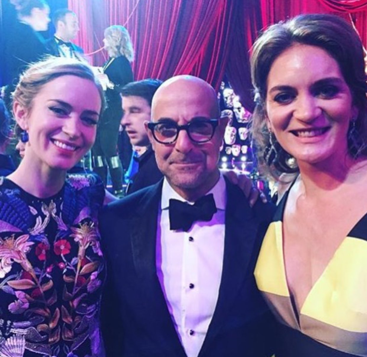 Best Of Emily Blunt On Twitter Emily With Stanley Tucci And Her Sister Felicity Blunt At The 2017 Bafta S