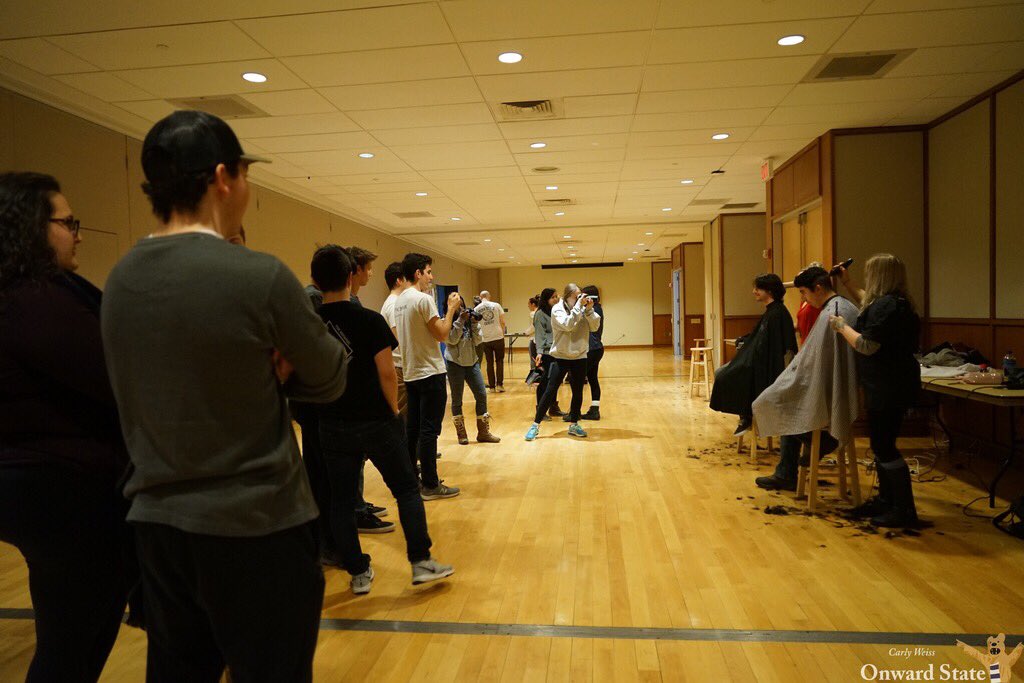 OnwardState's tweet photo. Dozens of students stopped by the HUB today to shave their heads for @THON. https://t.co/y9EowNQhmt