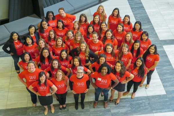 CornellMBA's tweet photo. #CornellMBA women boast record-breaking attendance at the @fortefoundation #MBA Women’s #Leadership Conference→https://t.co/hgJiNtKw5d
#FortePowerUp https://t.co/eQpuLNnPw7