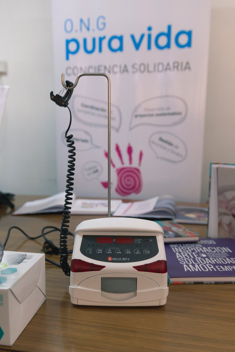 RedesPuraVida's tweet photo. #MisionCumplida
Hicimos entrega oficial de los equipos a beneficio del área de neonatología, maternidad y pediatría del Hospital General Belgrano de San Martin a través de la Cooperativa del Hospital. Todo es resultados de #Pallets2018 https://t.co/q7WFNAS0rW