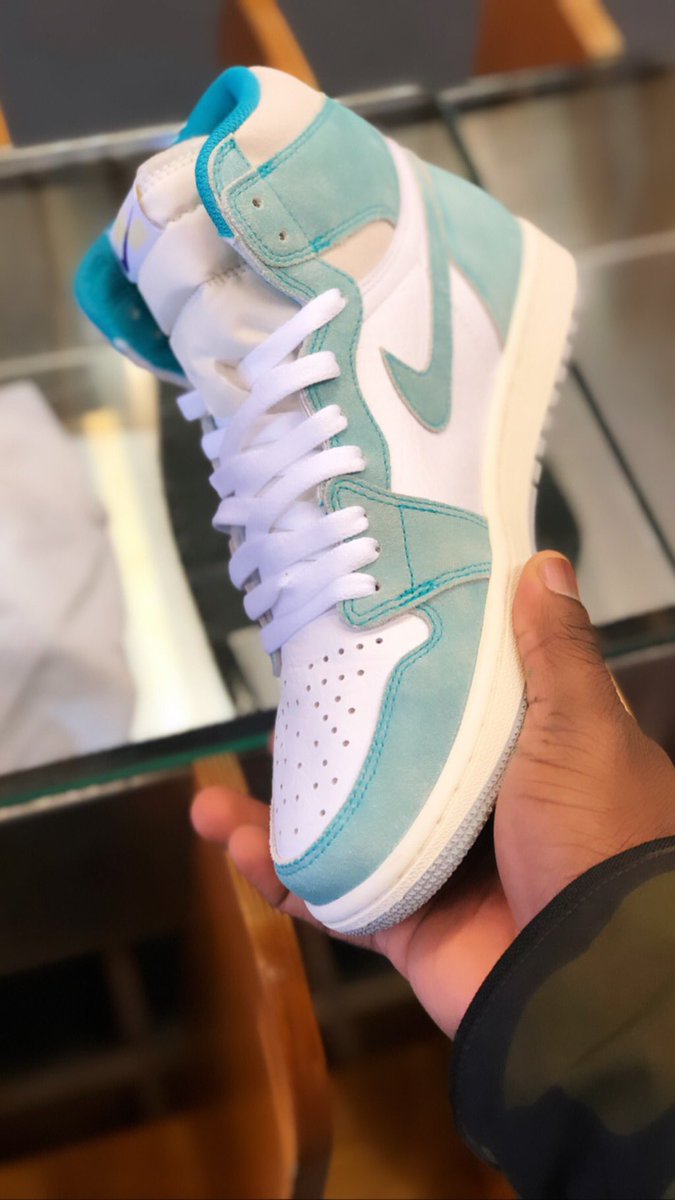 turbo green 1s on feet