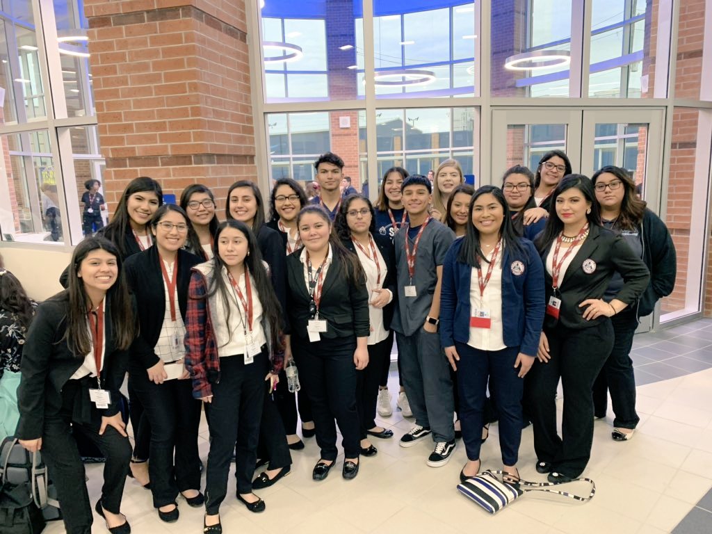 srhshosa's tweet photo. Super proud of everyone who competed this weekend at area! πππ #myhosajourney #capturingarea6 #srhshosa https://t.co/DkflAr9GIh