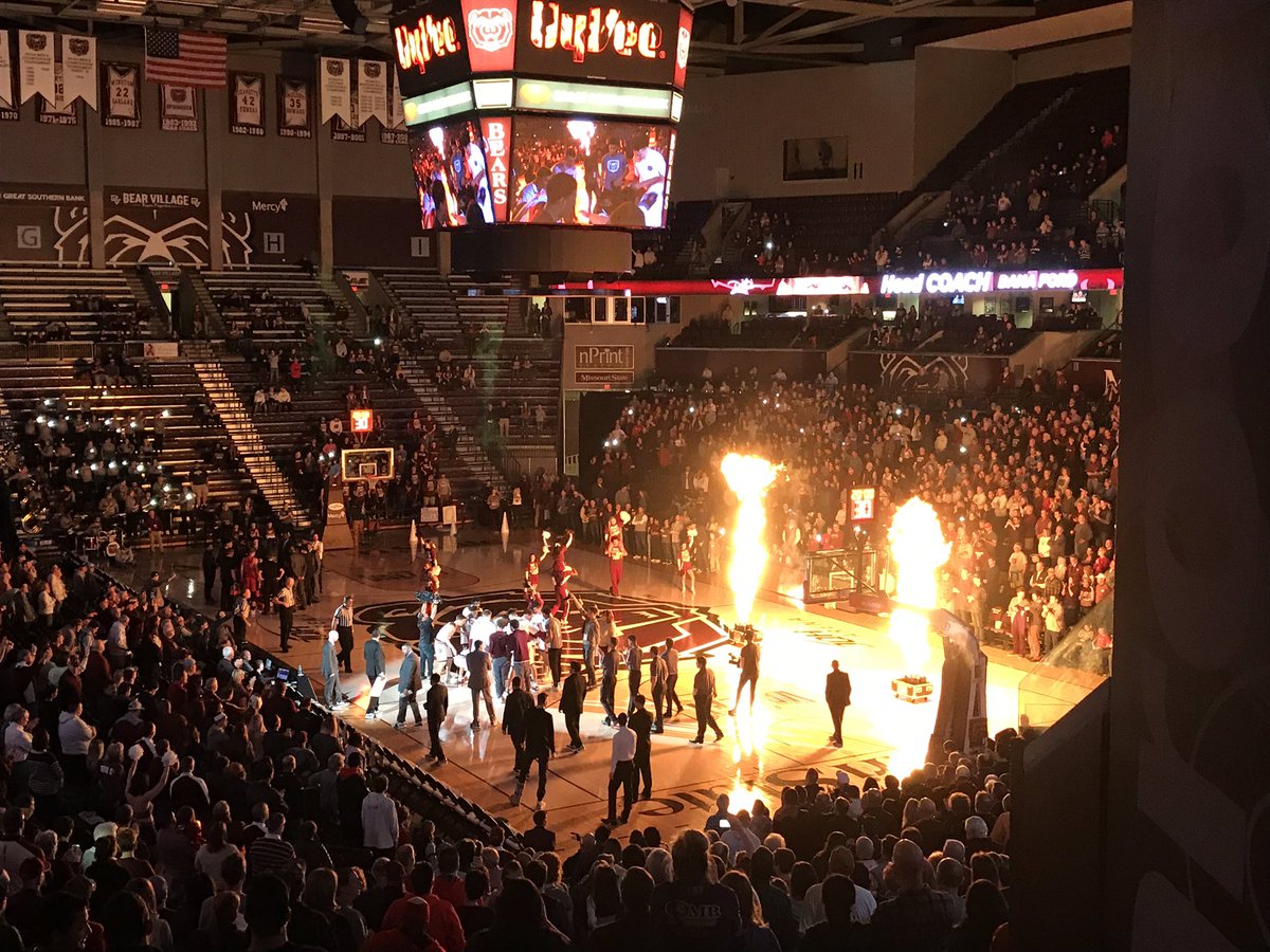 ReboundFound's tweet image. Another special thanks to Karen Catt &amp;amp; her @MaryKay ladies and @MoStateSP @Learfield for their help and support with our Rebound Challenge!

There is still time to #JustPledgeIt!!
pledgeit.org/msu-rebound

#TheReboundFoundation #MardasHouse2018 #ReboundChallenge #OMB