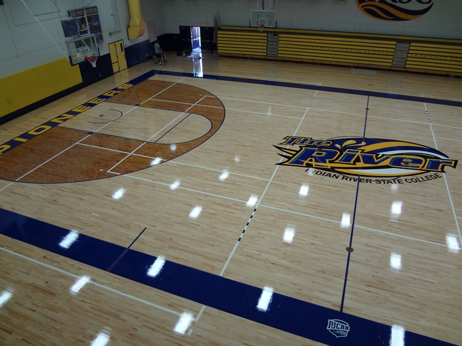 RobbinsSurfaces's tweet photo. One of our floor systems that has grown in popularity over the last few years is the #EclipseSB. It is the perfect solution for retrofit gyms that need a multi purpose wood floor!
Find out what Eclipse can do for your athletes and facility: https://t.co/M9tru9yz7W https://t.co/0fncBfP1dw