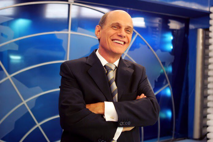 ritapassos_'s tweet photo. Fiquei chocada com a morte de Ricardo Boechat, referência para o jornalismo brasileiro. Ele sempre será lembrado pelo bom jornalismo e independência. Que Deus possa consolar amigos e familiares. https://t.co/VW2jKf19VR