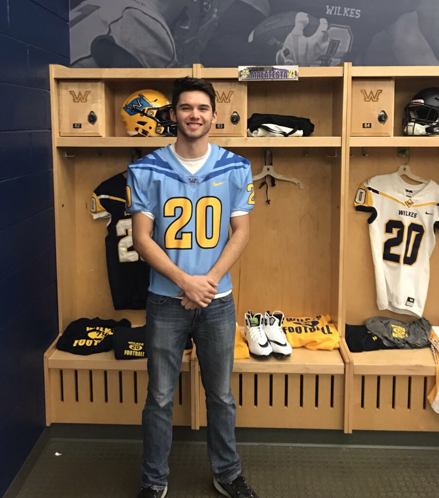 jackmalatesta15's tweet photo. Can’t wait to be a Colonel!! 👐🏻🏈 @WilkesFootball #bethechange https://t.co/3PrR9UxU4g