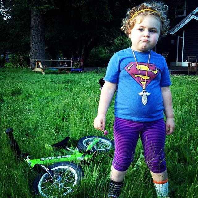 Today's hero 😍
Repost from out friends <a href="/striderbikes/">Strider Bikes</a> .
.
.
#supergirl #hero #legend #cycling #girlswhoridebikes #cyclist #womenscycling #weridetogether #cyclofemme bit.ly/2I4s0lr