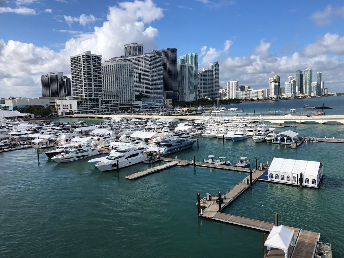 Yacht_Brokerage's tweet photo. #mondayblues
Cheer up! Only 3 more days until the #Miamiboatshow! Check out the lineup at #atlanticyachtandship! https://t.co/6iJt4dY6DF or call 954-921-1500.
#AYSyachts #yachtlife #luxuryyachts #buywithatlantic #preownedyachts #navigatingdreams #ayssales #tradesconsidered https://t.co/YC8IYdxeDC