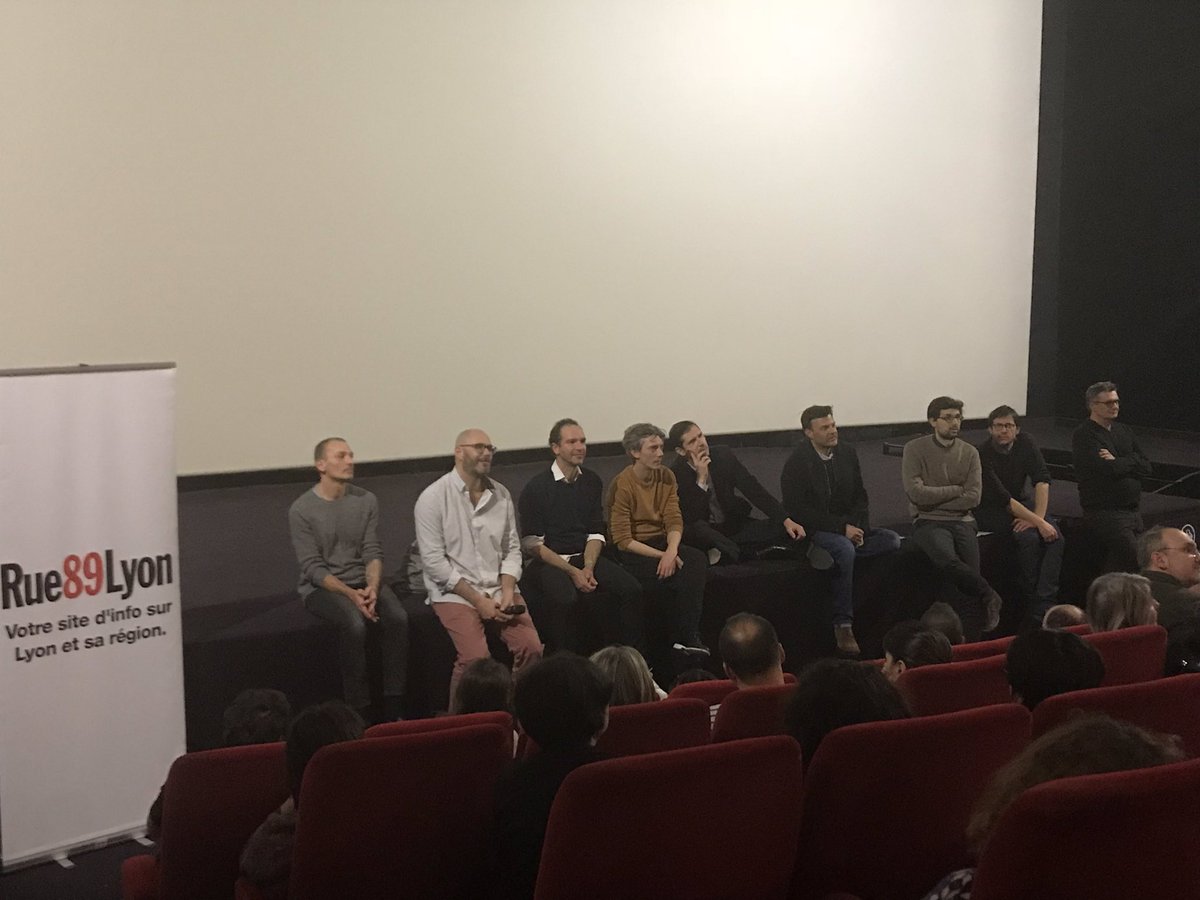 ComoediaCinema's tweet image. « Très heureux d’être au service de cette histoire là » L’équipe de #GrâceàDieu ce soir à l’avant-première du film. #LaParoleLibérée cc @MarsFilms