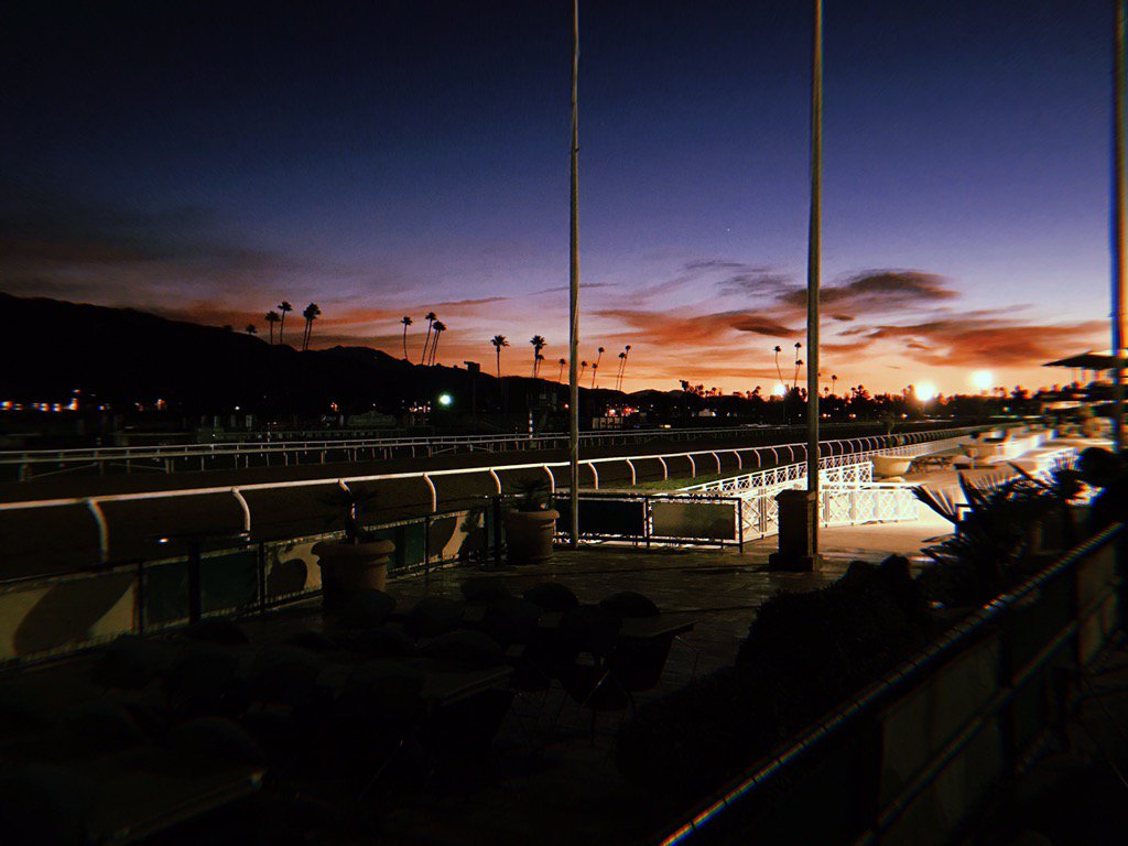 annamlanier's tweet photo. morning views 🌄 #santaanita https://t.co/jRJae93ngG