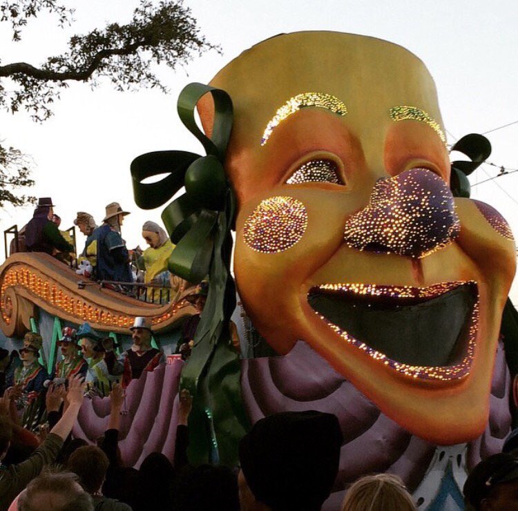 Juliet_Kristine's tweet photo. Someone just asked me when Lent started and I answered by first identifying Mardi Gras. You can take the girl out of Nola but her heart stays there forever! 💕#nolagirl #MardiGras #504forever https://t.co/4KobABe1hn