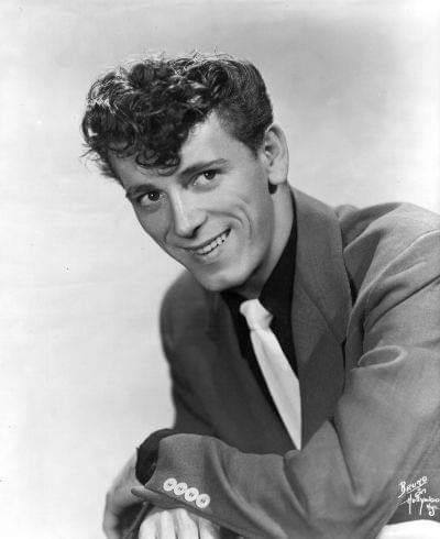 Gene Vincent (Vincent Eugene Craddock)
Birth 1935.2.11 ~ 1971.10.12
Happy Birthday
 