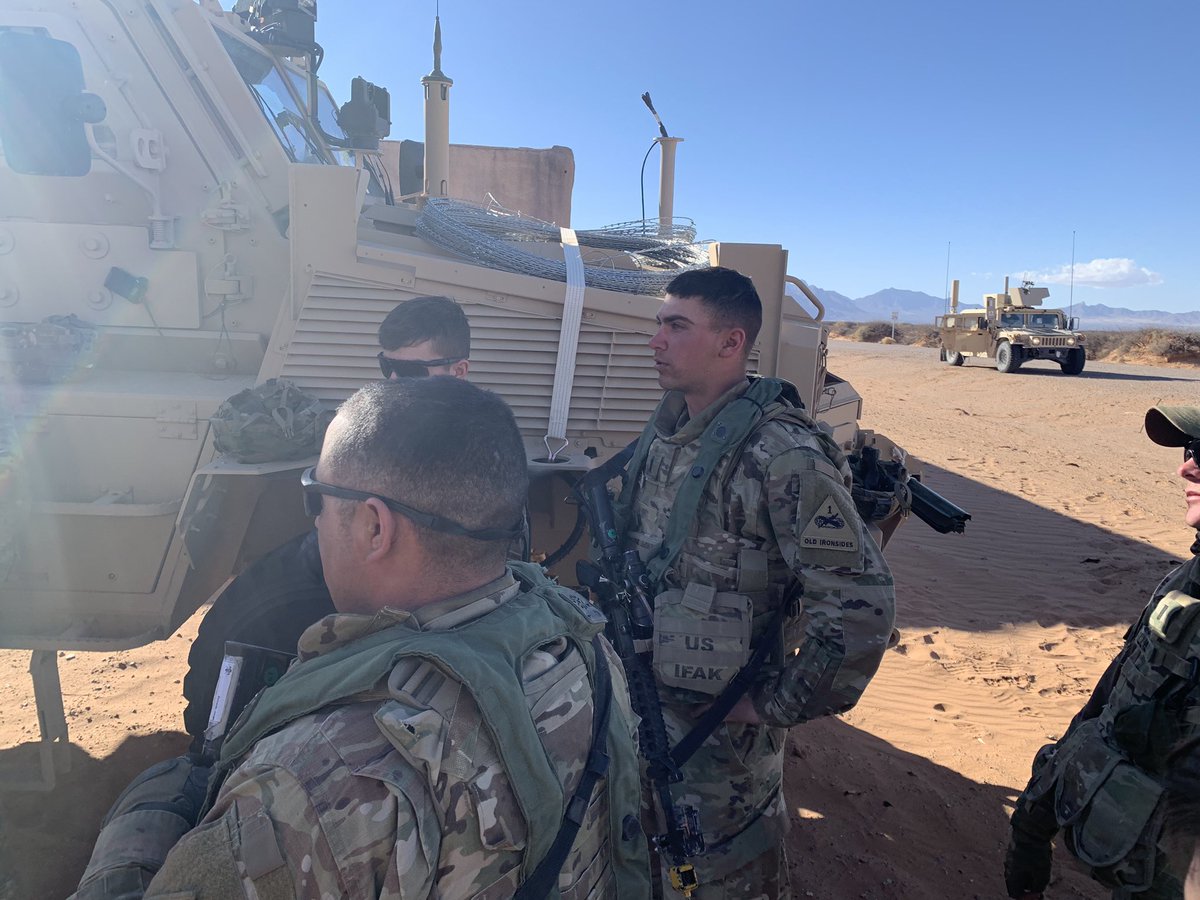 BatteringRams40's tweet photo. Bravo Company, 3rd Platoon conducts an AAR after completing Attack Lane 4 today. https://t.co/9m1IaZK8gc