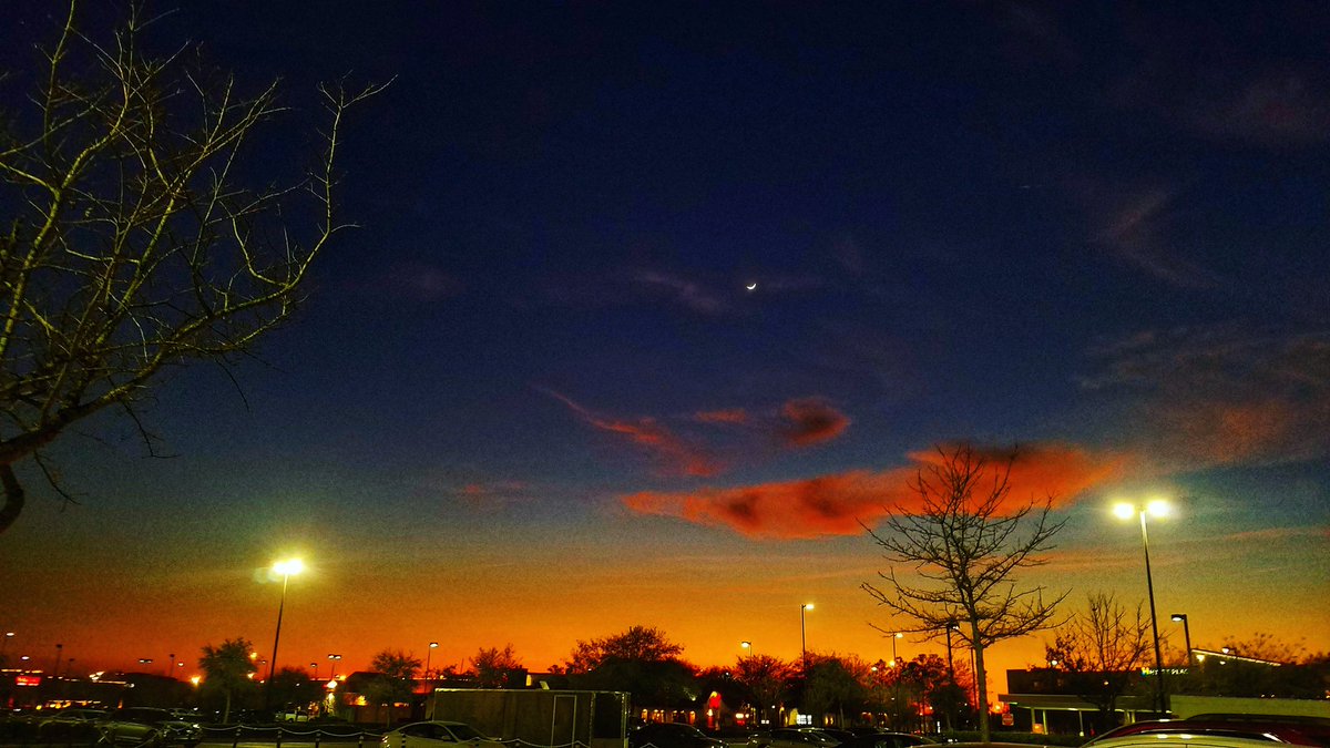 Cheryltegan On Twitter Almost Night Moon Trees Sky Cloud Clouds Sunset Photography Photooftheday 500pxrtg Thephotohour Florida Travel View Stormhour Weather Nature Naturephotography Naturelovers Naturelover Landscape