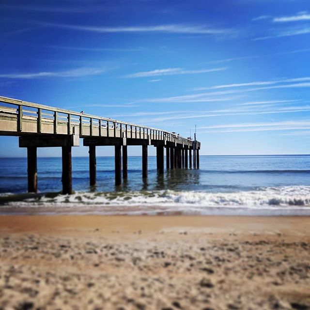 A few damp and chilly days led us right to the perfect beach day! Did you make it to the beach today to enjoy the beautiful weather? Leave us a comment and let us know where your favorite spot is to soak up the sun!

#repost amyandbyron
Finally a bea…