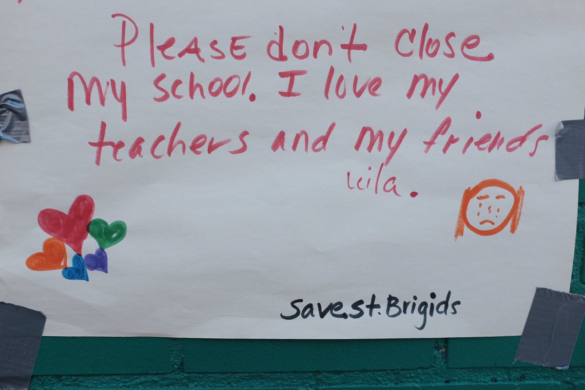 BrigidSave's tweet photo. you may have noticed some lovely art from kids of @StBrigidNYC school decorating the building - which the @NY_Arch & @CardinalDolan had removed after seeing media coverage of their attempt to close our school! #saveSBS #catholiceducation NY1 @NBCNewYork @ABC7NY @evgrieve @nypost https://t.co/mxZfZbrO4U
