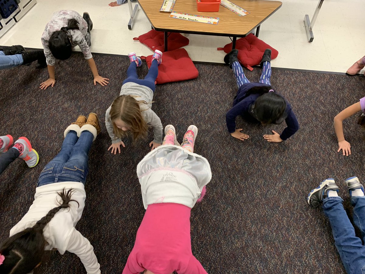 stacy_sefton's tweet photo. 100 exercises to celebrate 100 days! FUN in first grade! #Tolbert18 #TolbertCares @tolbertfirst @Mrs_GillenH2O @reynoldstribe1 @Mrsklockfirst https://t.co/BQx783pv3F