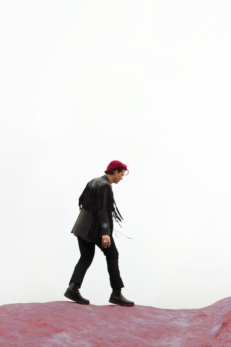 Ashton5SOS's tweet photo. Giant Steps are what you take
Walking on the moon. https://t.co/YcwXexVRbB