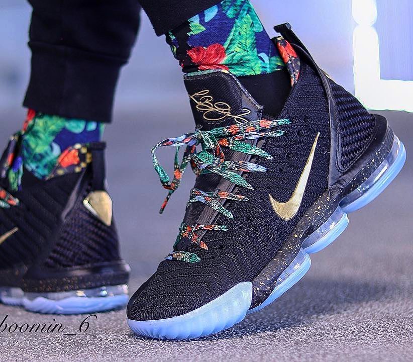 Kicks Deals Canada X The upcoming LeBron 16 Watch the Throne will be available next Sunday in limited quantities at Foot Locker House of Hoops locations for 240. https t By5u4XMpE5