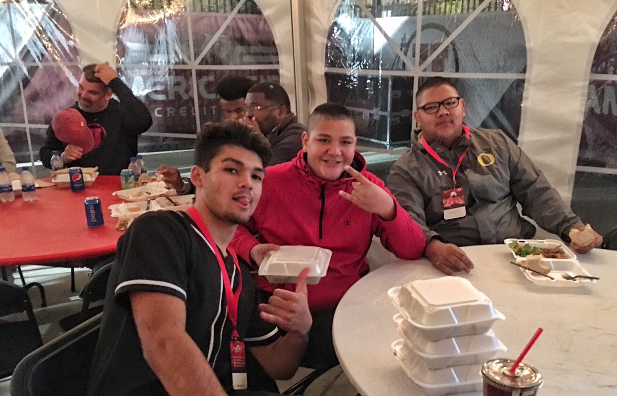 Awesome pick <a href="/AsapPuka/">Puka Nacua</a> 👏🏽 #WOOF <a href="/UW_Football/">Washington Football</a>