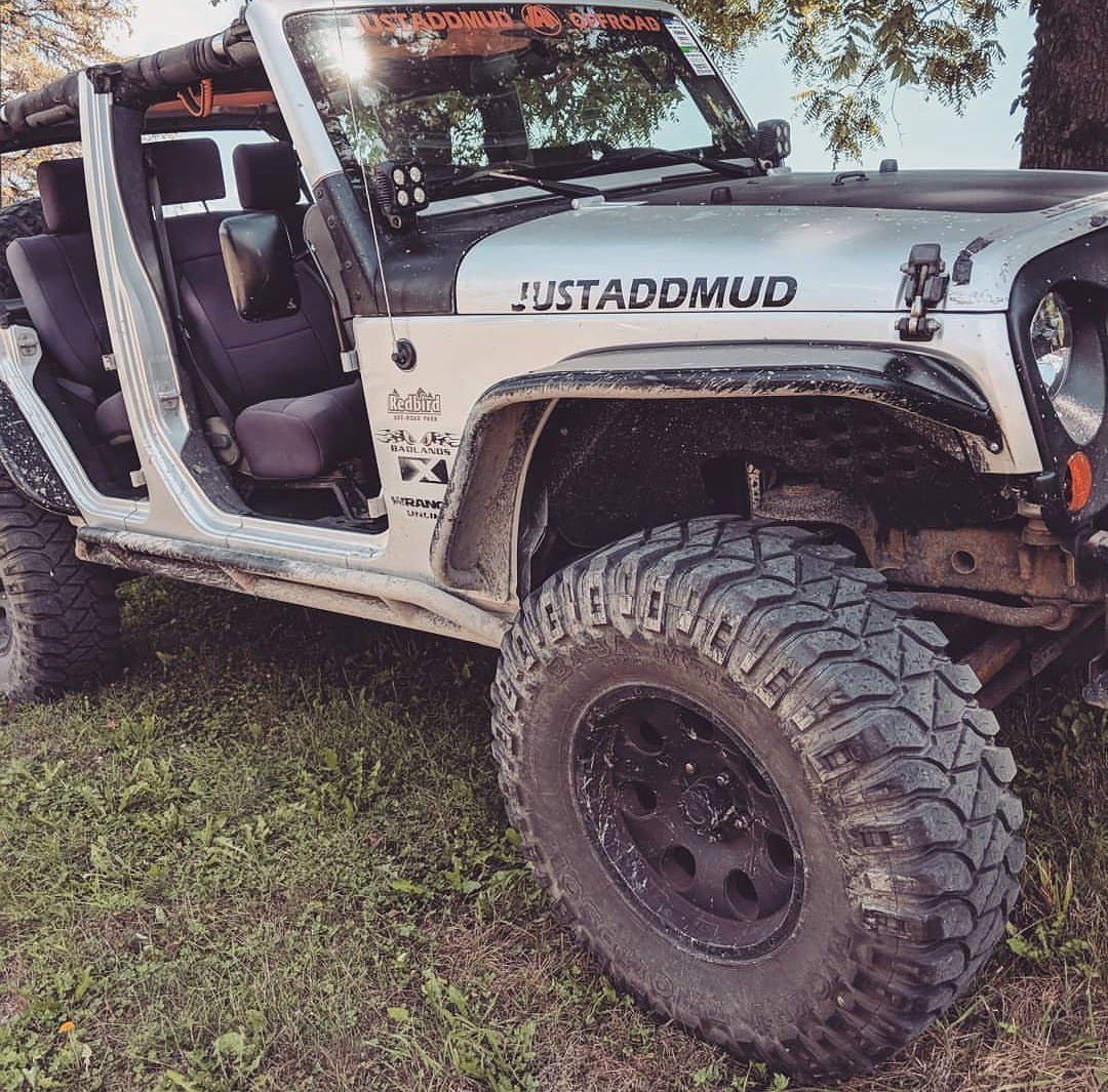 JustAddMud's tweet photo. Okay we are over winter and so ready to have top and doors off again! Who is with us? #justaddmud #doorsoff #jeepmirror #jeepfriends #offroading https://t.co/qhMumzDfeP