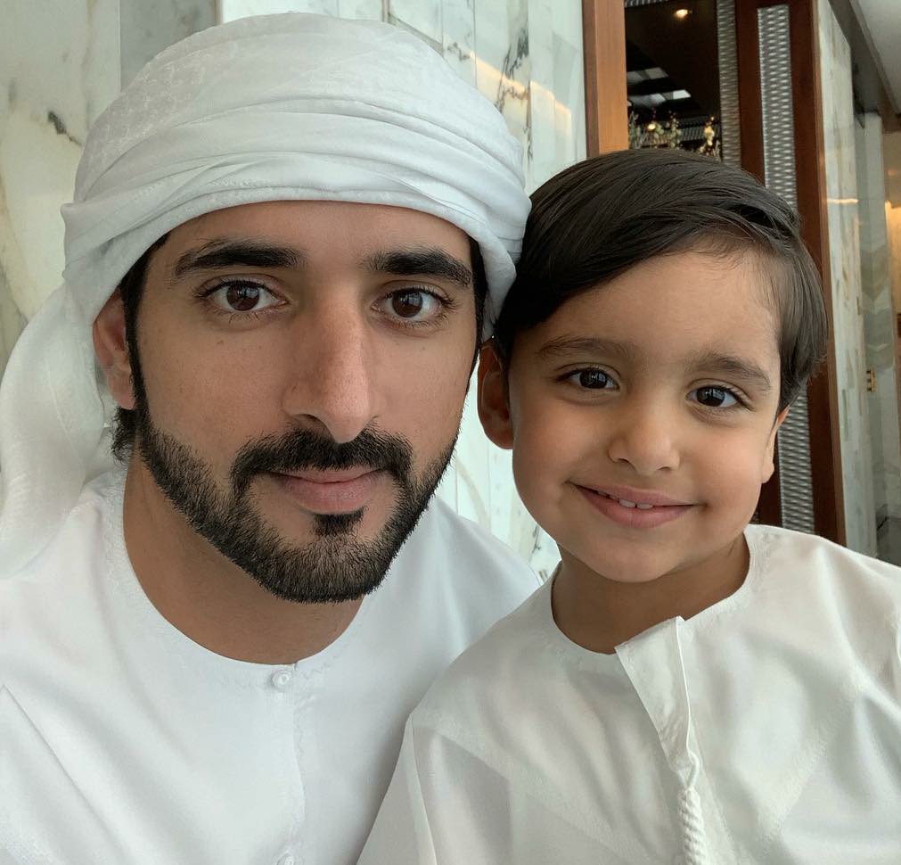 SmithHamdan's tweet image. The thing that lies at the foundation of positive change, the way I see it, is service to a fellow human being.-Lee Iacocca