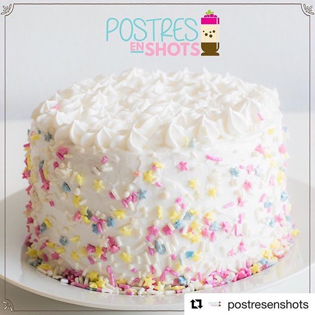 rawstudio_ve's tweet photo. #Repost @postresenshots with @get_repost
・・・
Realizamos nuestra primera #smashcake para una ocasión especial! El cumpleaños número 1 de la princesa Alhena!
Fotografía @rawstudio.cl .
#smashthecake #smashcakechile #cakesmash #primercumpleaños #postres… https://t.co/Ky3DmUJety https://t.co/t7gicp49wV