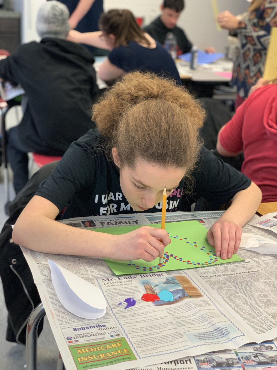 ReneeShortt's tweet photo. Celebrating Valentine’s day with a lesson in pointillism #adaptiveart #valentinesday #lifeskills https://t.co/Wu90DzhkY9