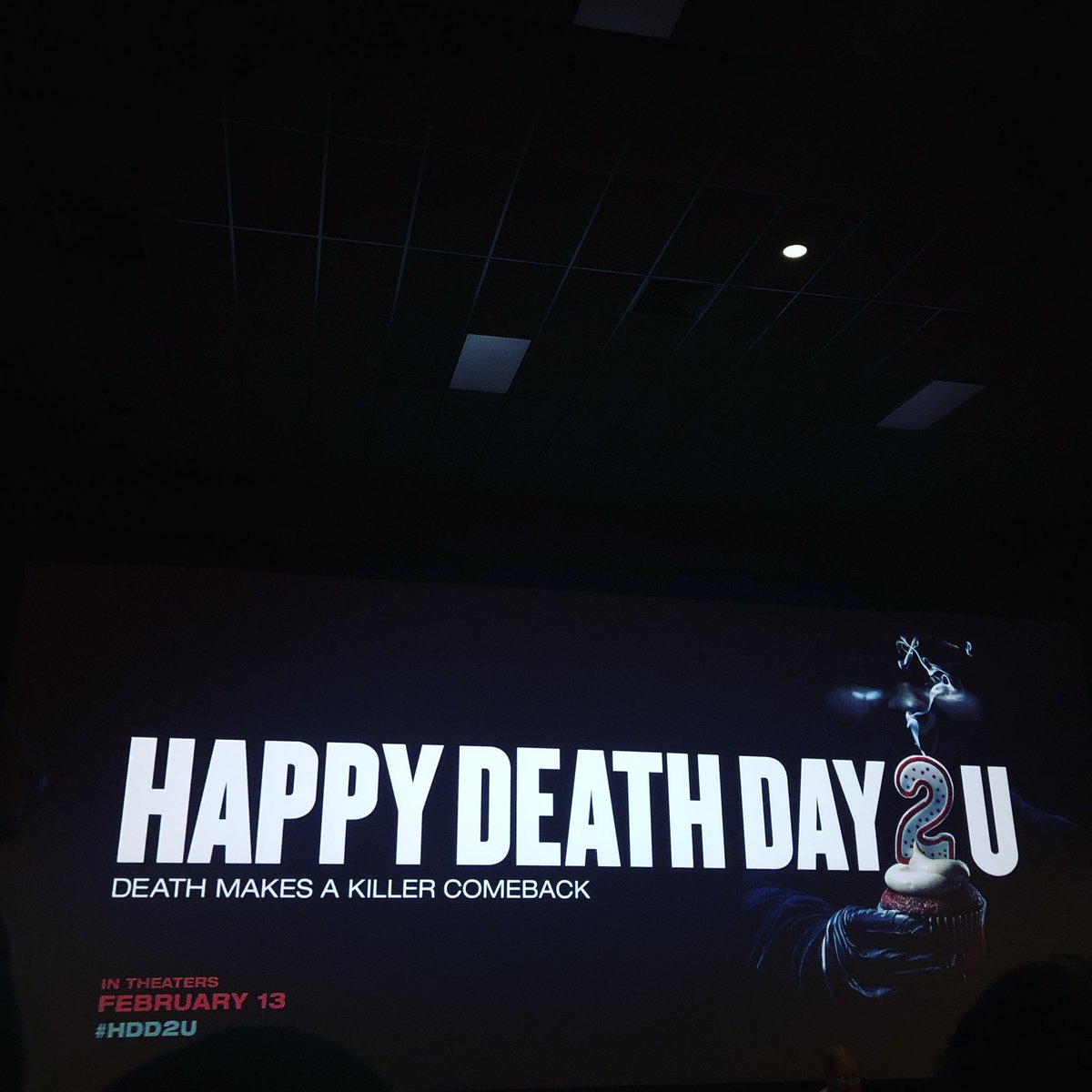 adamari_munoz's tweet photo. #HDD2U #HDD2UATX worst birthday experience that i never want to repeat ever again was when my birthday landed on thanksgiving day and we threw a party and no one said happy birthday or brought presents, instead they said “HAPPY TURKEY DAY” https://t.co/edwvy8DGmQ