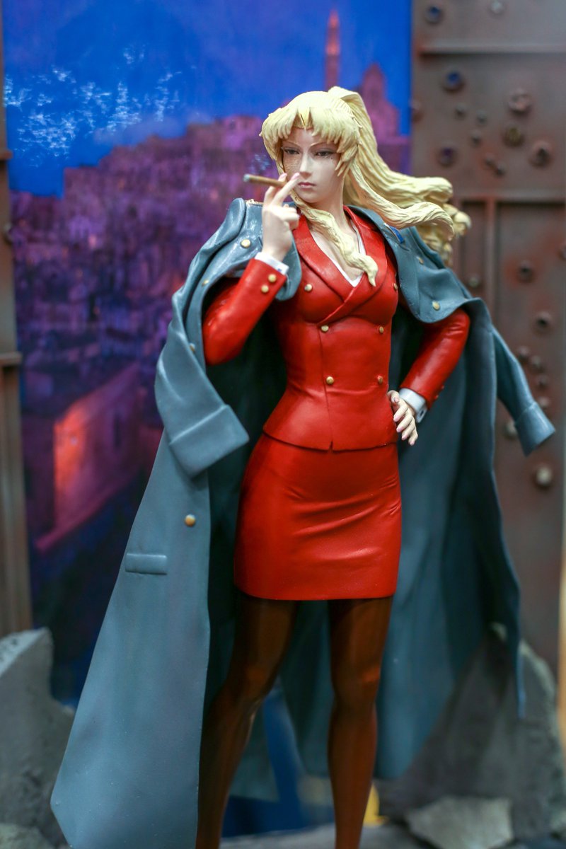 Maccho うるし様 Urushi0707 Black Lagoon バラライカ 威厳のあるバラライカ 様 かっこいい 背景も土台もとてもマッチしててブララグの世界観めっちゃ出てた 角度によって背景に反射した光が煙草の煙っぽく見えて個人的に大興奮してしまった Maccho うるし様 Urushi0707 Black Lagoon バラライカ 威厳のあるバラライカ 様 かっこいい 背景も土台もとてもマッチしててブララグの世界観めっちゃ出てた 角度によって背景に反射した光が煙草の煙っぽく見えて個人的に大興奮してしまった