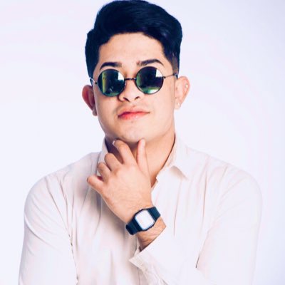 ChristianJPS99's tweet photo. 😎 #Siemprefeliz #Siemprecontento #NuevaFotoDePerfil https://t.co/qCdd4gBqdZ