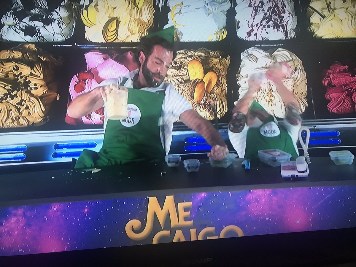 TeamEriceMX's tweet photo. #MeCaeriaBien un helado cómo los que preparará @diegodeericemx en #MeCaigoDeRisa 😂😂😂 https://t.co/BBNfBOWJpL