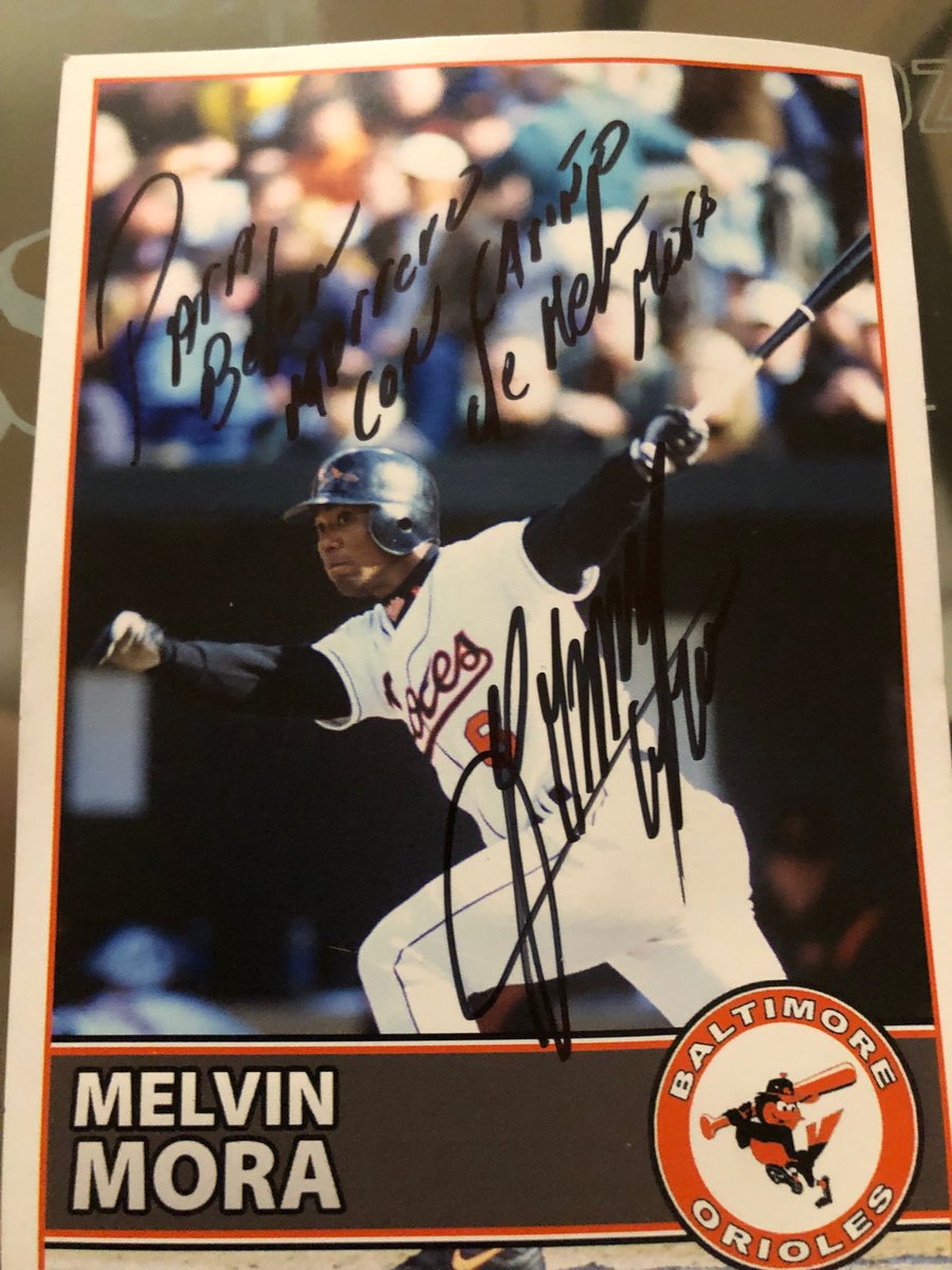 Grande liga y buena gente nuestro ⁦#MelvinMora ⁦<a href="/fun_melvinmora/">Fundación MelvinMora</a>⁩ miren este detallazo que me mando a través de la dama del beisbol ⁦<a href="/porlagoma/">Mari Montes 🇻🇪🫓🥭✏️🐾 ⚾️🏳️‍🌈</a>⁩ muchas gracias 😘🙏🇻🇪