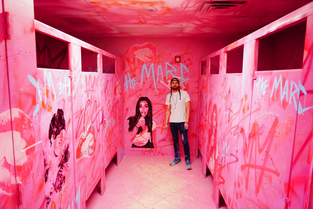 TheMarcSM's tweet photo. The legend #NotTravis transformed our ladies room into a full blown art installation https://t.co/zizcD0wcmG