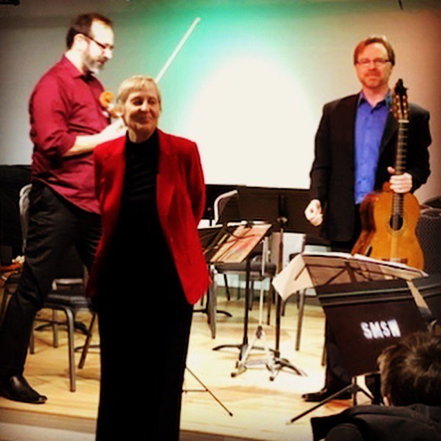 SuzukiSchools's tweet photo. It was the 2nd anniversary of a #festival full of first time performances & new work! #SuzukiSchools was so fortunate to have #AlturasDuo perform & premiere exciting new work by composer #GwynethWalker at the 2019 #ConnecticutGuitarFestival.
#guitar #classical #TheCGF2019 https://t.co/pimL7Zua1r