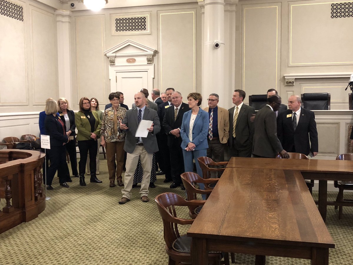 AR Senate GOP Caucus tweet media