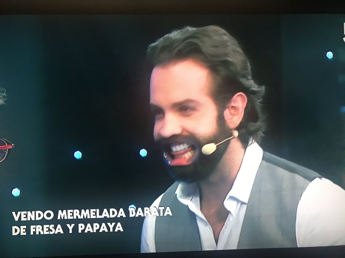 TeamEriceMX's tweet photo. #MeCaeriaBien ver una sonrisa bonita como la de @diegodeericemx en @MeCaigoDeRisa 😂😂😍 https://t.co/uH3KFnEARF