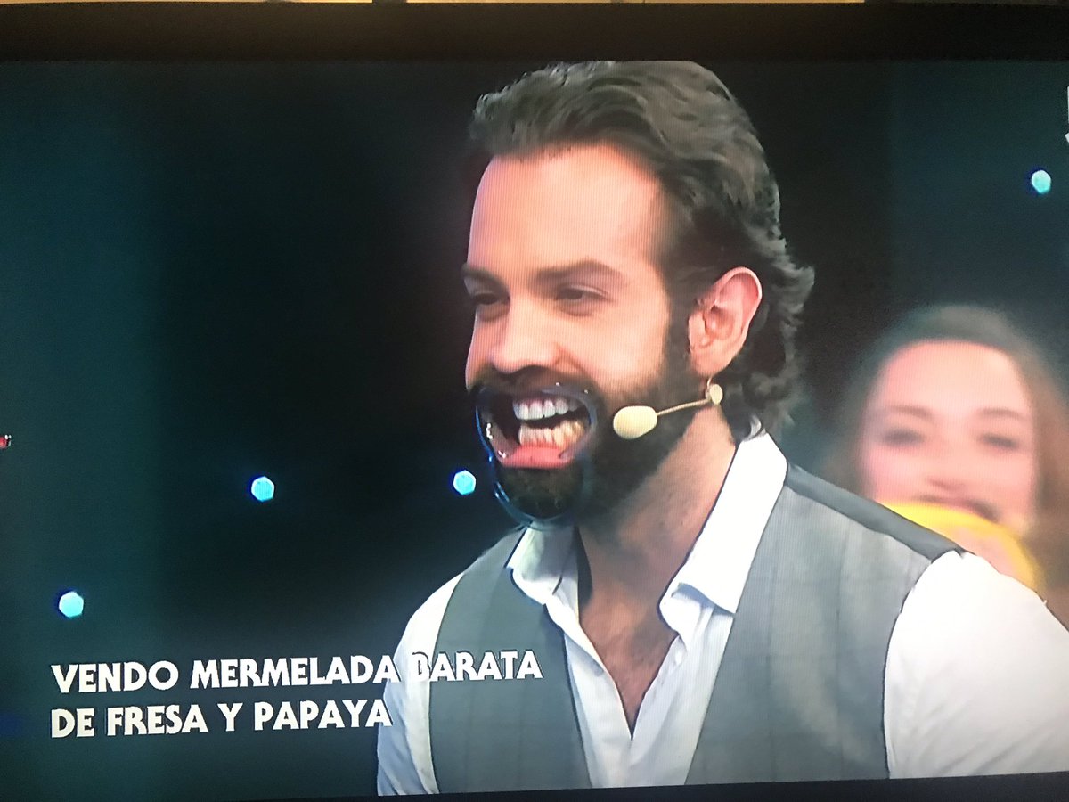 TeamEriceMX's tweet photo. #MeCaeriaBien ver una sonrisa bonita como la de @diegodeericemx en @MeCaigoDeRisa 😂😂😍 https://t.co/uH3KFnEARF