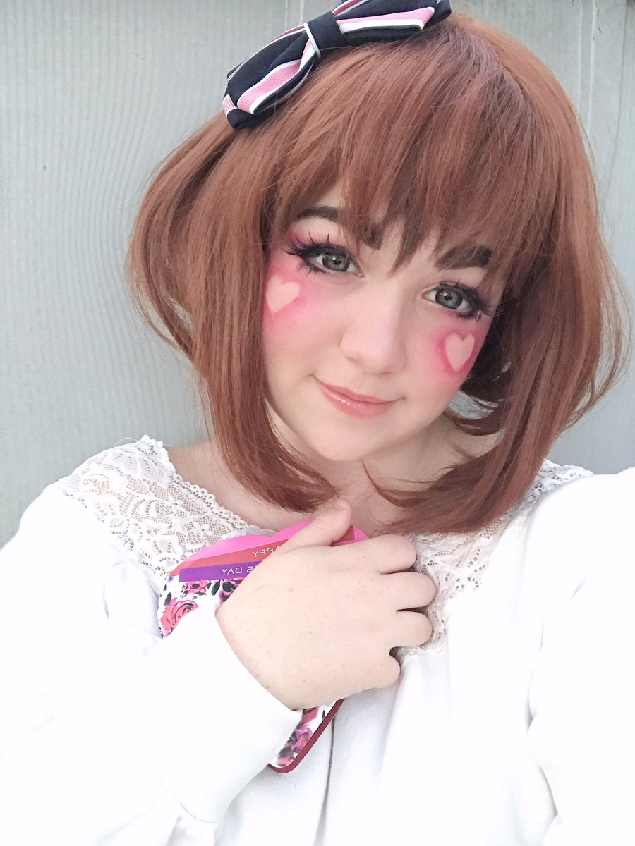 Uraraka Ochako Cosplay Makeup