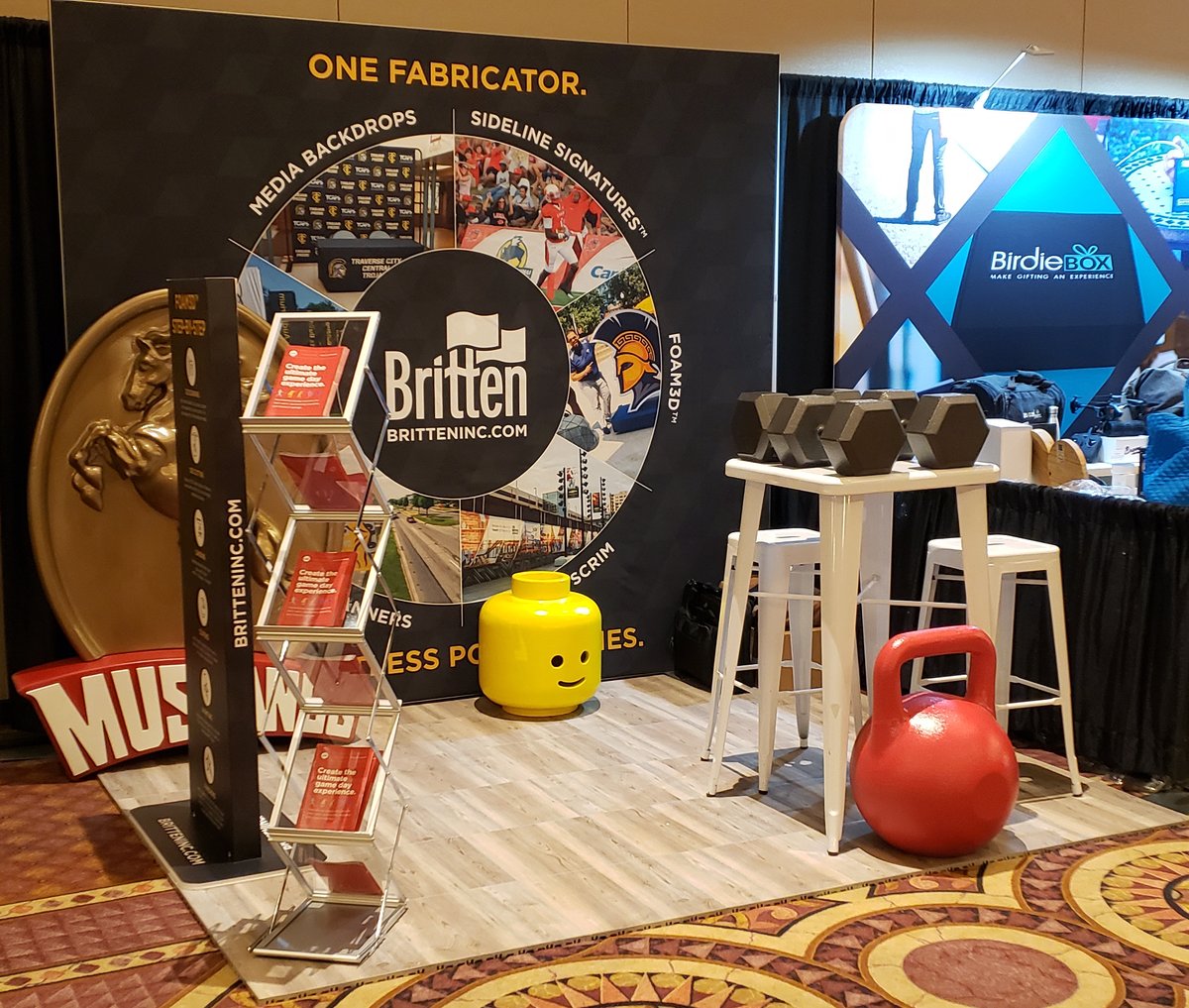 BrianKlymDDS's tweet image. RT@BrittenInc: If you're attending the @NatlSportsForum in Vegas, stop by booth #27 and say hello. We have new products you don't want to miss!

@MGMGrand #Foam3D #FabricBackdrop #SiliconeEdgeGraphics #DisplayPOP #SidelineSignatures #SportsSignage #EventGraphics