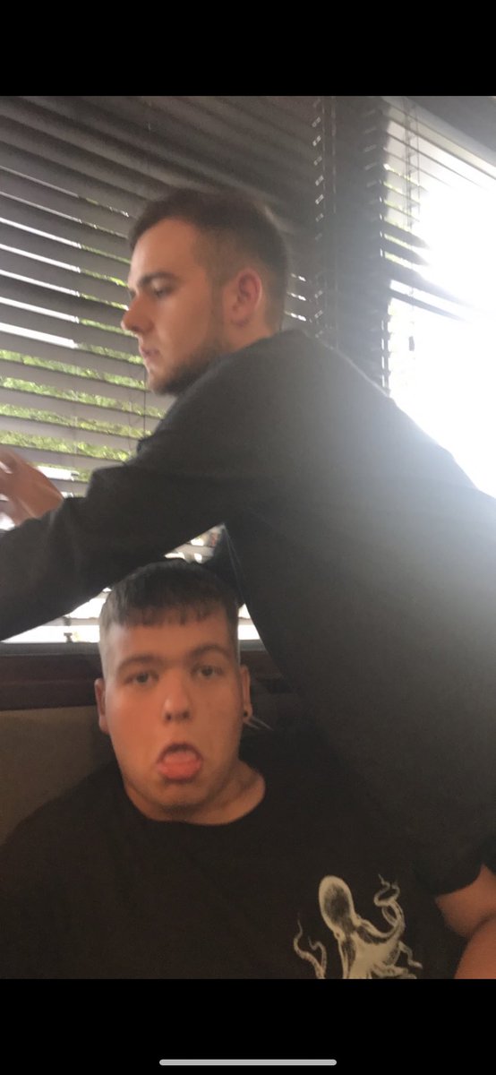 morganness9's tweet photo. Happy birthday my man, best cunt goin x @MuzaNic99 #chinked https://t.co/F6XzKots98