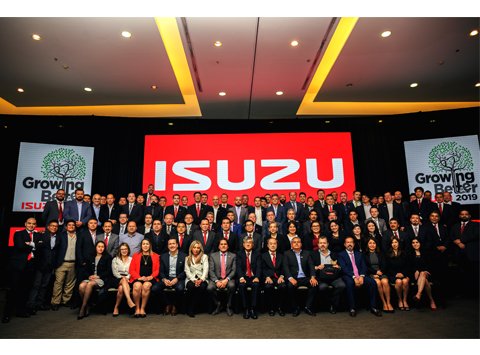 Revista Vía Libre (@revvialibre) on Twitter photo Isuzu Motors de México, 2019 año de retos y oportunidades revvialibre.com.mx/noticias.php?n… #VíaLibre <a href="/IsuzuMexico/">Isuzu Mexico</a> <a href="/IsuzuOaxaca/">IsuzuOaxaca</a> @Miguelhelizalde <a href="/Anpact/">ANPACT, A.C.</a> <a href="/ANTPMexico/">Asociación Nacional de Transporte Privado</a> <a href="/EArturoChavez/">Arturo Chávez</a> <a href="/enriquexmg/">Enrique González</a> <a href="/EliasDipR/">Elías Dip</a> <a href="/canacarmexico/">CANACAR</a> <a href="/CONATRAM/">CONATRAM</a> <a href="/ANTPMexico/">Asociación Nacional de Transporte Privado</a> @CanacarJalisco <a href="/CANACAR_GTO/">CANACAR BAJIO</a> <a href="/CANACAR_GTO/">CANACAR BAJIO</a> Isuzu Motors de México, 2019 año de retos y oportunidades revvialibre.com.mx/noticias.php?n… #VíaLibre <a href="/IsuzuMexico/">Isuzu Mexico</a> <a href="/IsuzuOaxaca/">IsuzuOaxaca</a> @Miguelhelizalde <a href="/Anpact/">ANPACT, A.C.</a> <a href="/ANTPMexico/">Asociación Nacional de Transporte Privado</a> <a href="/EArturoChavez/">Arturo Chávez</a> <a href="/enriquexmg/">Enrique González</a> <a href="/EliasDipR/">Elías Dip</a> <a href="/canacarmexico/">CANACAR</a> <a href="/CONATRAM/">CONATRAM</a> <a href="/ANTPMexico/">Asociación Nacional de Transporte Privado</a> @CanacarJalisco <a href="/CANACAR_GTO/">CANACAR BAJIO</a> <a href="/CANACAR_GTO/">CANACAR BAJIO</a>